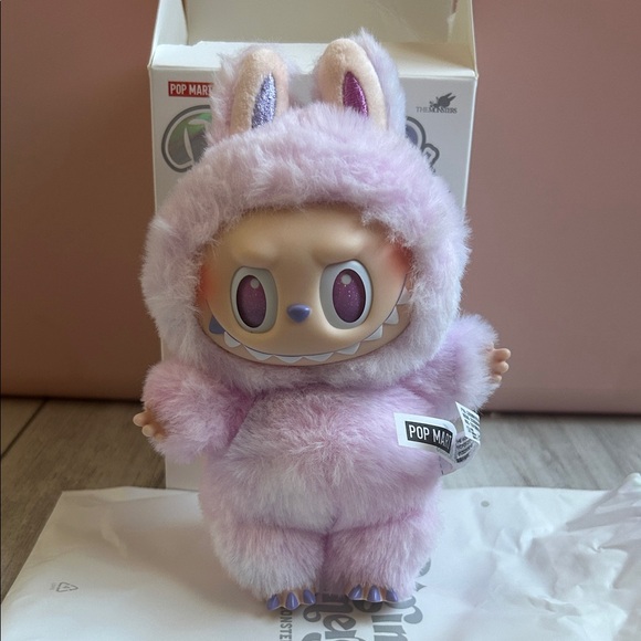 POP MART Accessories - Pop Mart Labubu Big Into Energy LUCK purple NEW